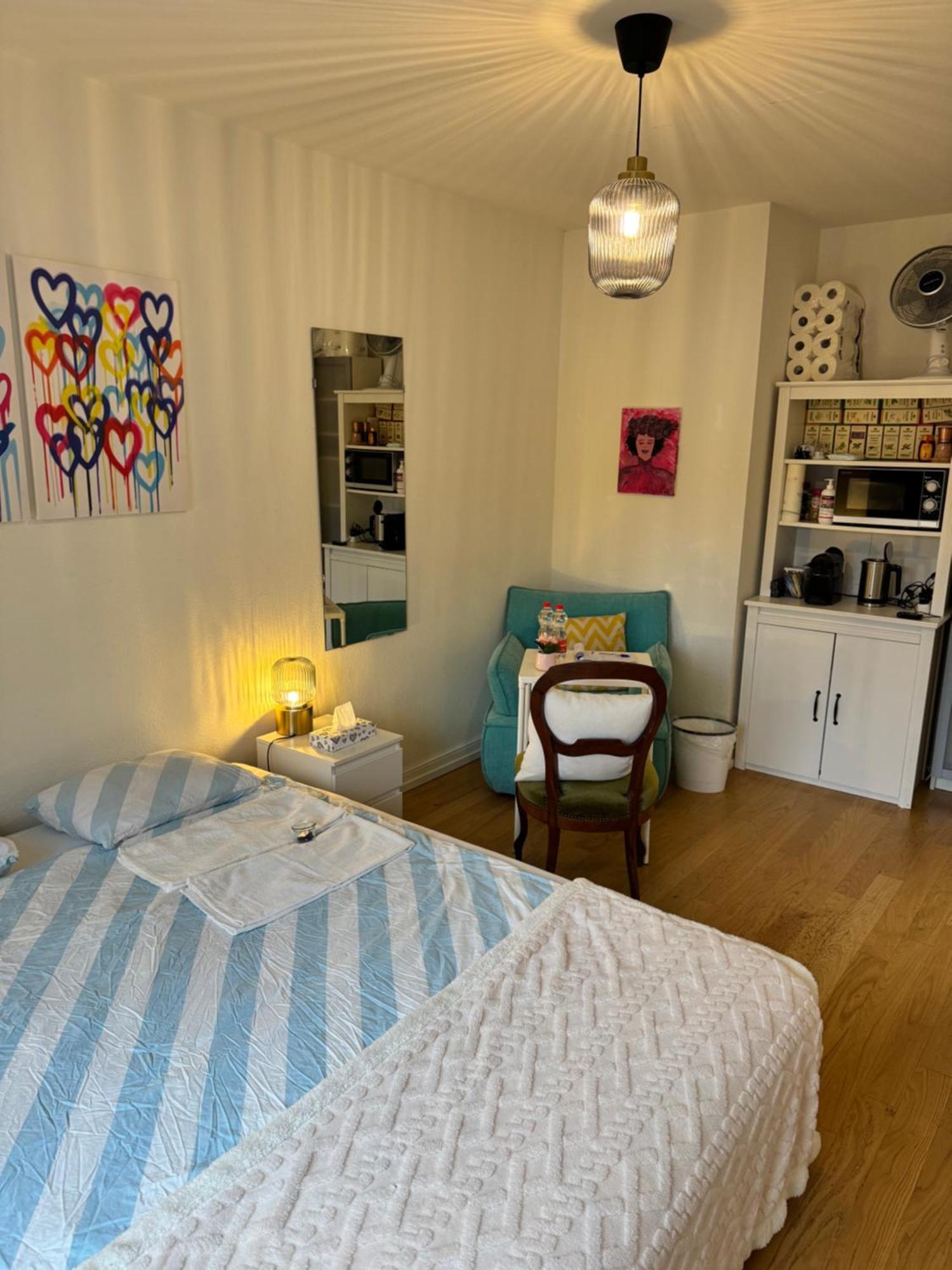 City Center Rooftop Studio With Oldtown View Βασιλεία Εξωτερικό φωτογραφία